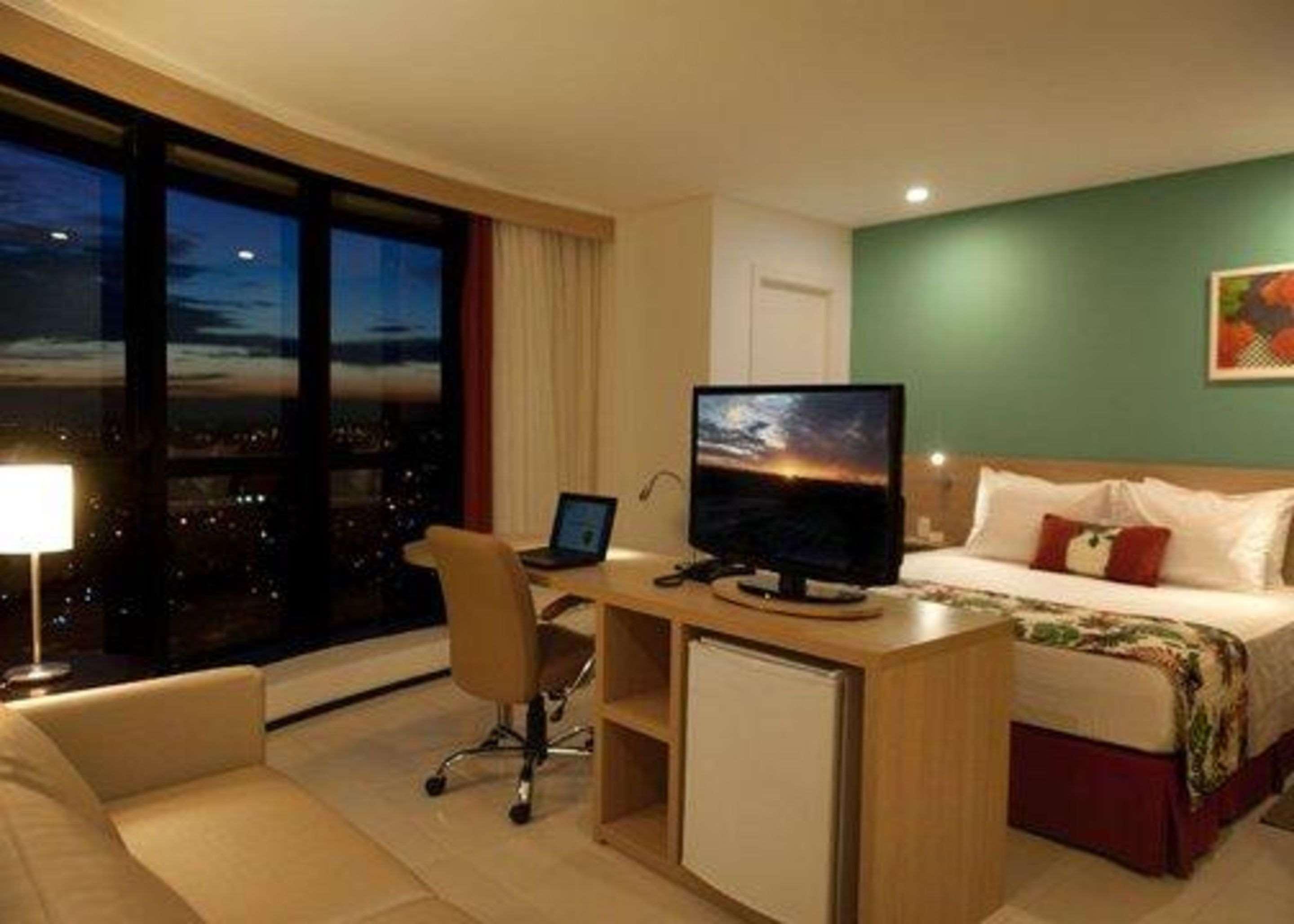 Quality Hotel Μανάους Εξωτερικό φωτογραφία