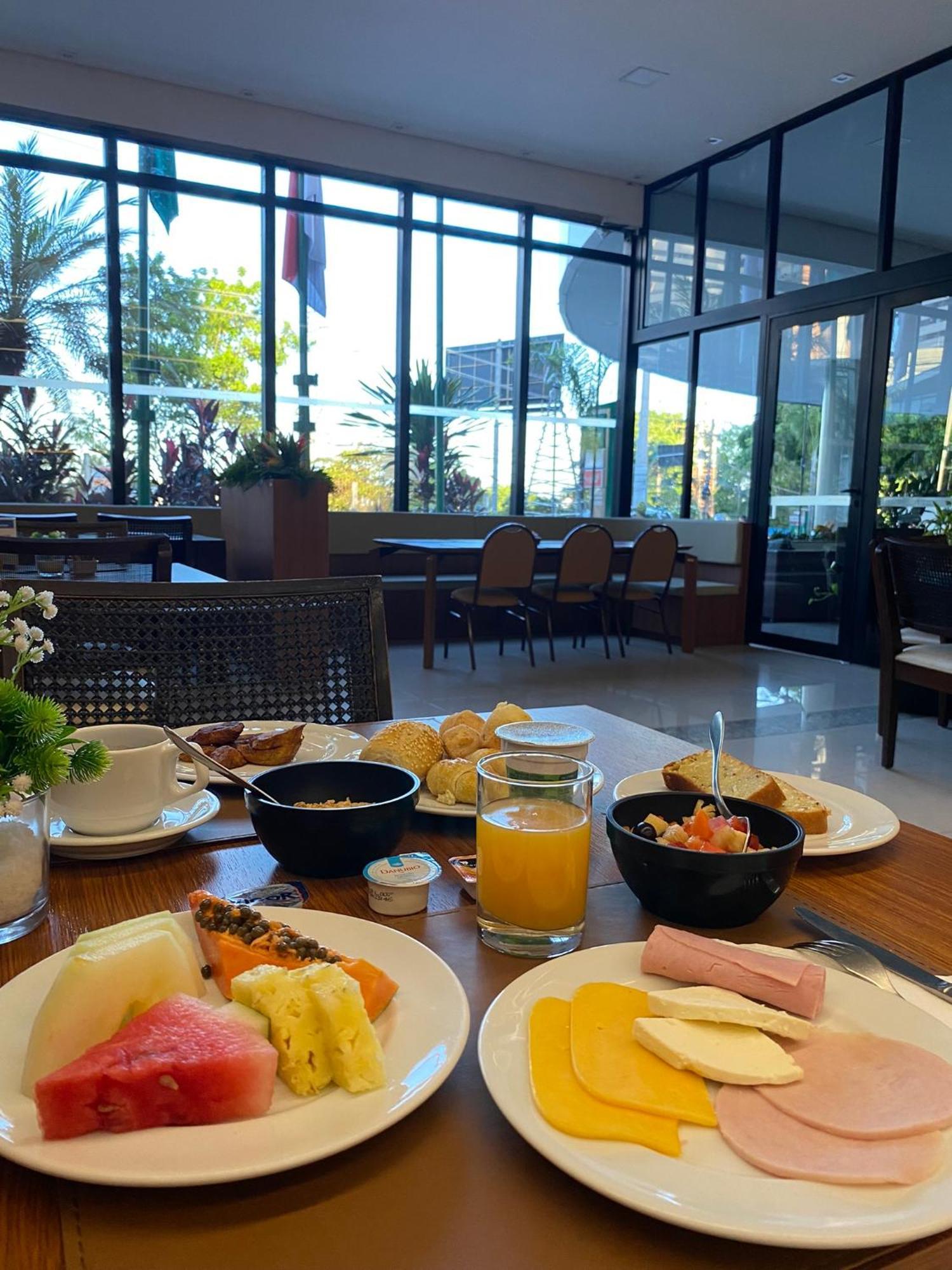 Quality Hotel Μανάους Εξωτερικό φωτογραφία