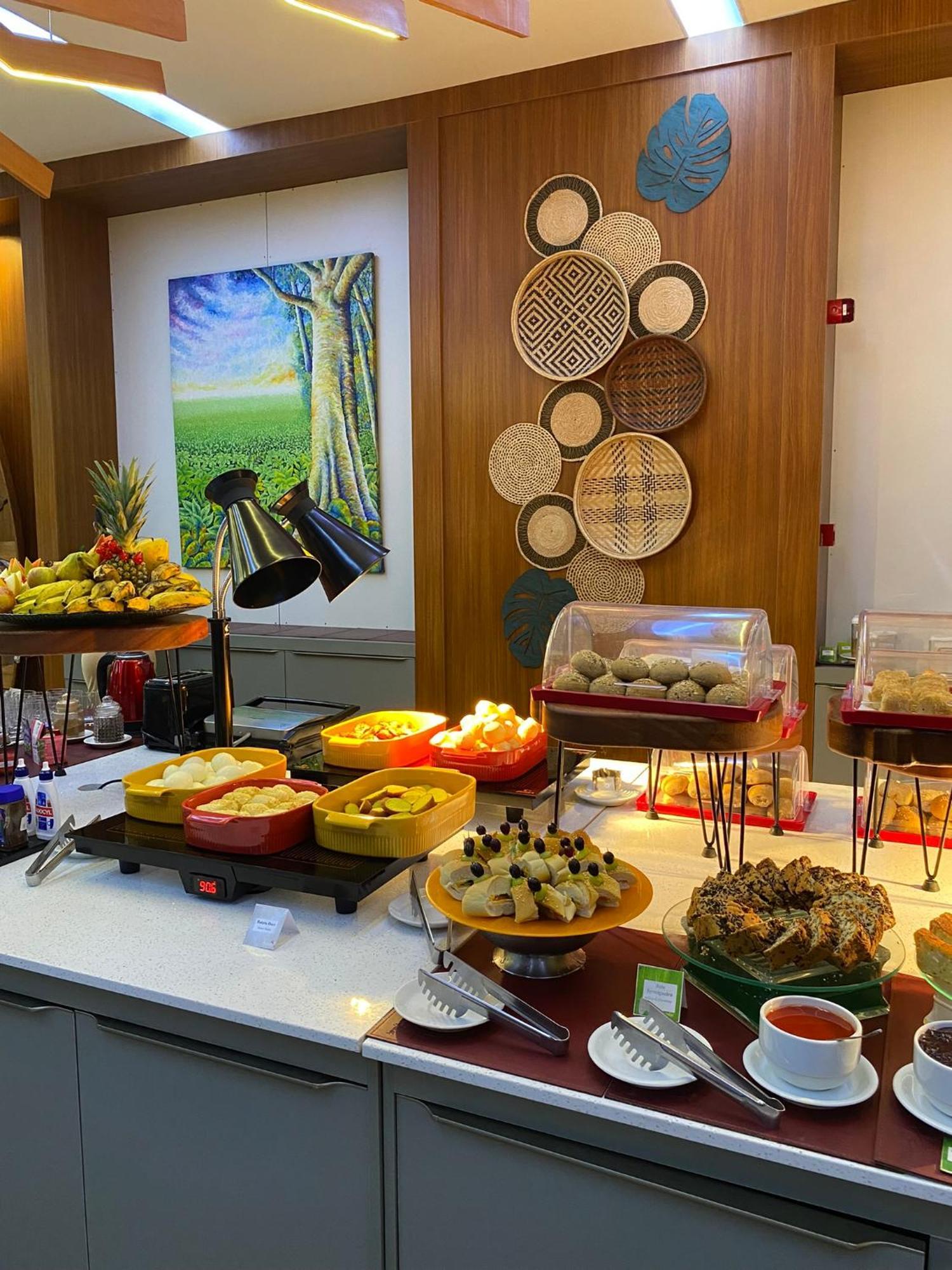 Quality Hotel Μανάους Εξωτερικό φωτογραφία